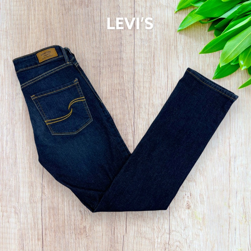 LEVI’S| Signature by Levi’s Modern Straight Jean SZ 27/32 EUC Dark distressed